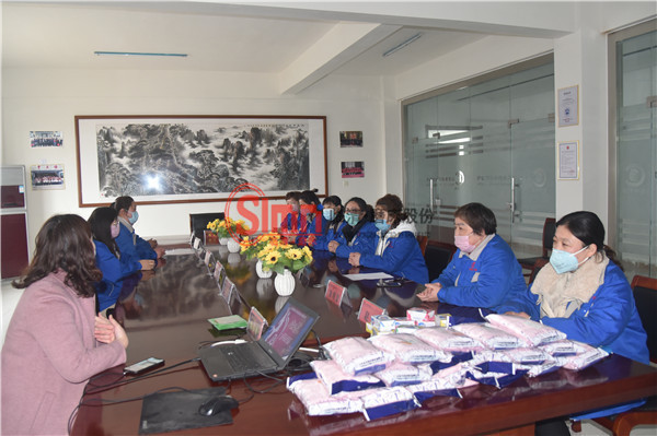 女神節(jié)發(fā)禮物